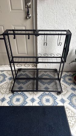 Yard Tool Organizer 36x32x22”