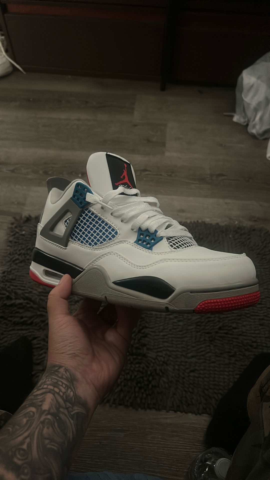 Jordan Retro 4s