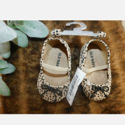 NWT Old Navy Baby Girls 3-6 Months Cheetah Leopard Crib Ballet Flats Shoes 