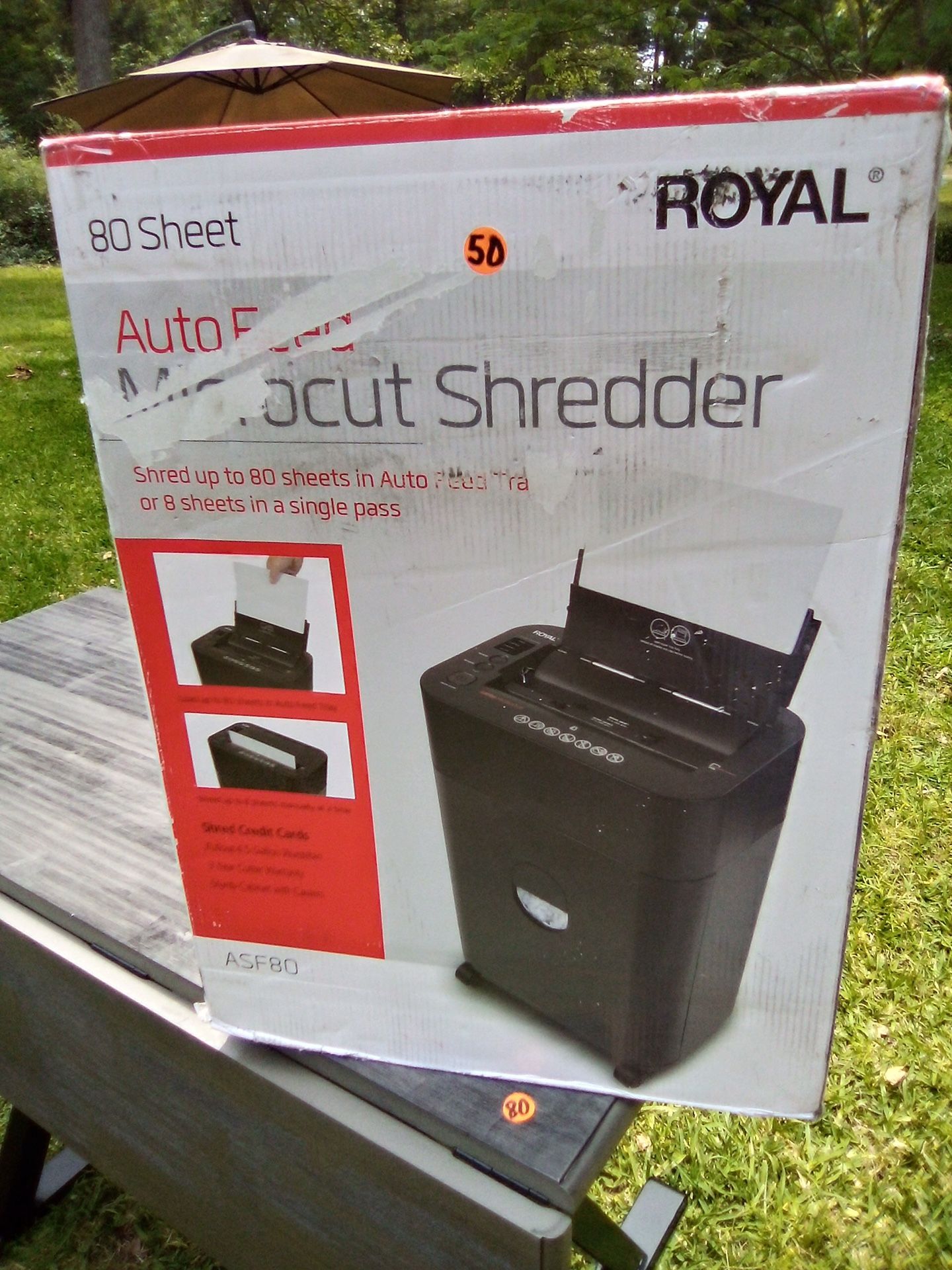 Auto feed paper shredder