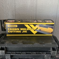 Crown Molding Cutting Jig
