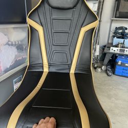 Gamers chair 