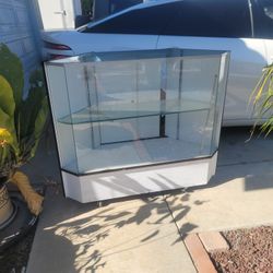 Glass Cabinet For Business.