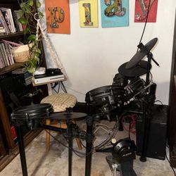 Alesis Nitro Mesh Electronic Drum Set