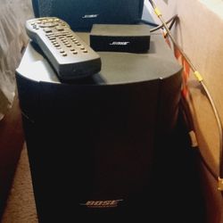 Bose Cinemate Digital Home Theater System 