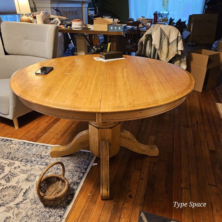 🌿 Solid Wood Round Pedestal Dining Table w/ Leaf