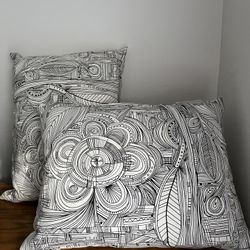 Vtg Pair of IKEA Throw Pillows - EUC