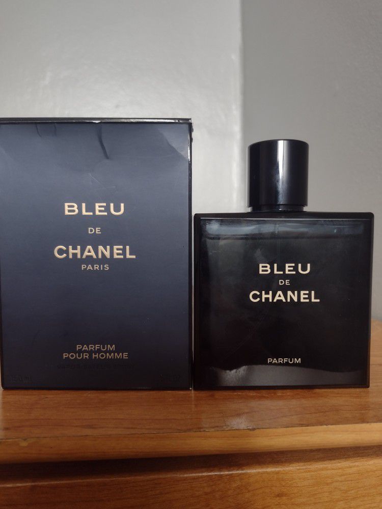 Bleu De Chanel Parfum 150ml for Sale in Posen, IL - OfferUp