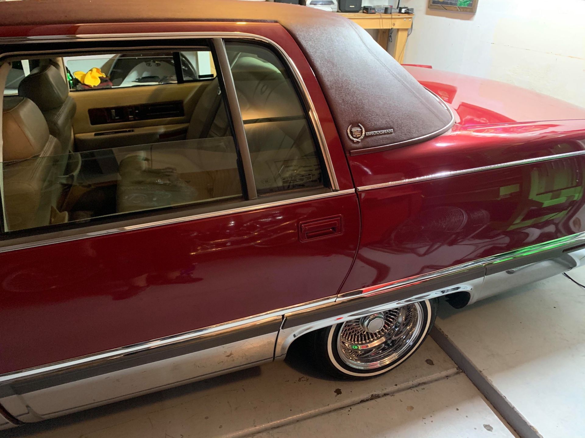 CADILLAC FLEETWOOD BROUGHAM MUST SEE