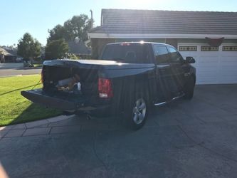 Truck bed Cover Leer FREE