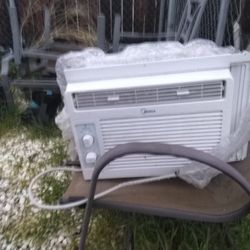 Mideia Air Conditioner Window 