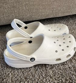 Crocs M 10 W 12