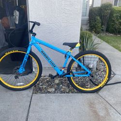 Se Bike 27.5 Maniacc Flyer for Sale in Pittsburg CA OfferUp