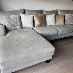 Sectional Couch - GREAT DEAL 