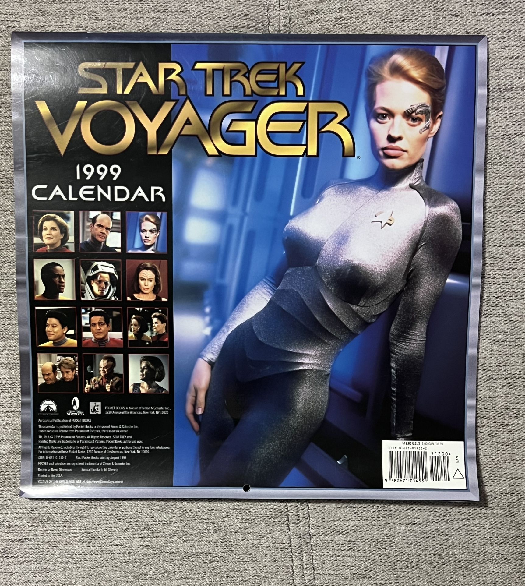 Vintage Star Trek Voyager 1999 Calendar for Sale in Wylie, TX