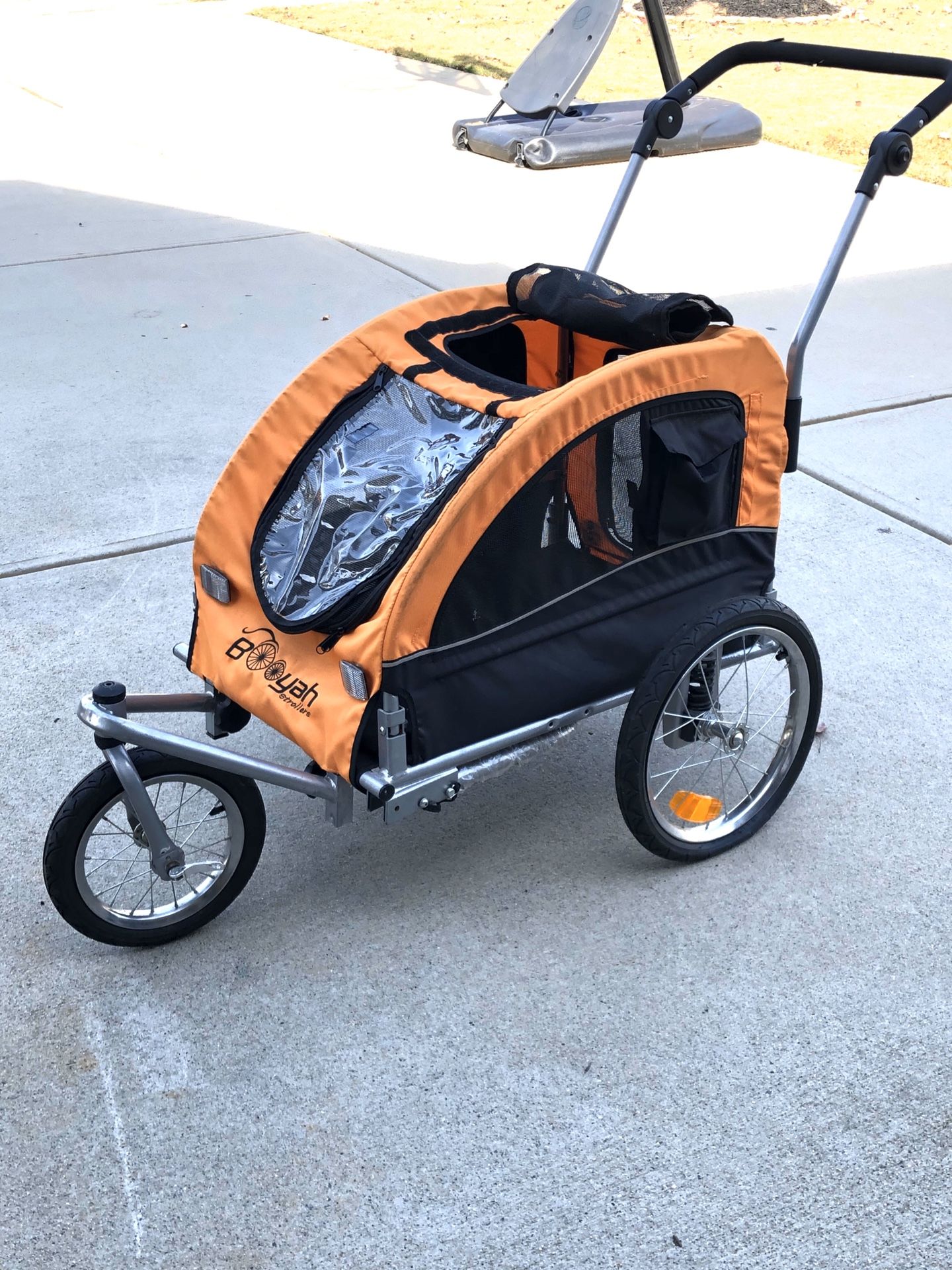 Booyah dog stroller