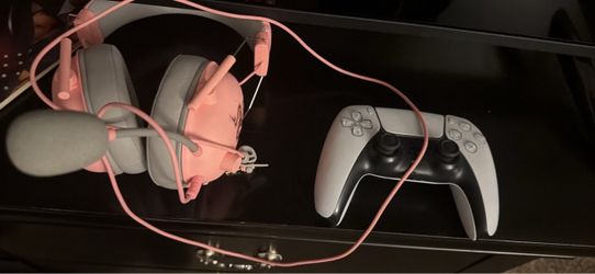Ps5 controller with turtle beach headphones
