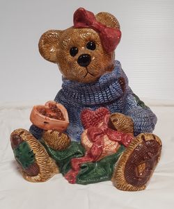 Boyds Collection "Bailys low fat cookie jar"