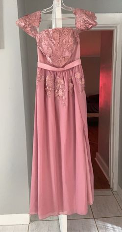 Pale pink color dress