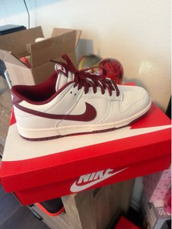 Nikes size 9.5