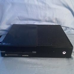 Xbox One With Controller 