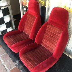 UPHOLSTERY/TAPICERÍA 