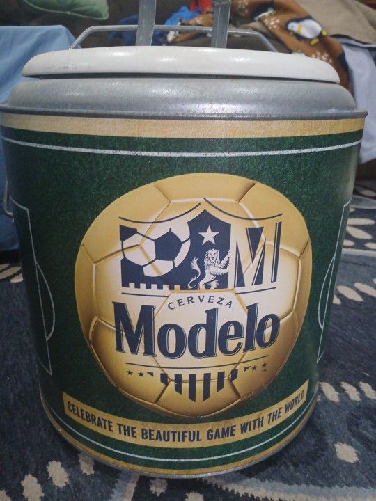 Modelo Cooler