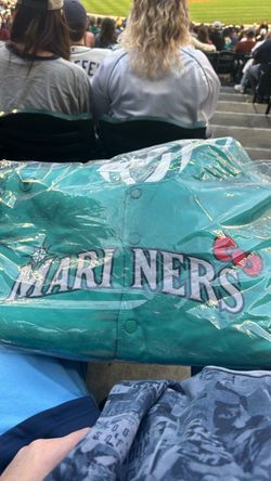 Hello Kitty manners jacket