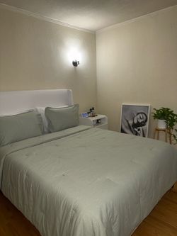 Queen size bed frame