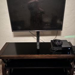 Entertainment Center With TV Mount