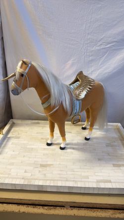 American Girl palomino horse and retired unicorn set