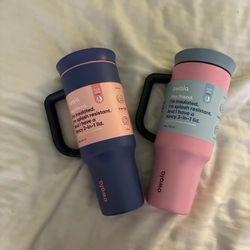 Owala 40oz Tumblers w Straws