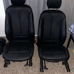 2006-2011 E90 328 335 BMW Front Seats