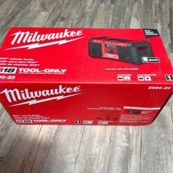 Milwaukee 2890-20 M18 Jobsite Radio 18V Cordless
