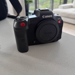 Canon R5 C