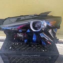2020-2023 MAZDA CX-30 LH HEADLIGHT OEM 