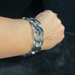 Ladies Bracelet 