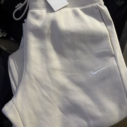 Size Large Nike Sweats