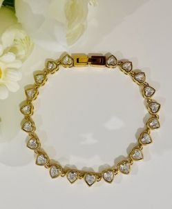 Heart Shape Tennis Bracelet 