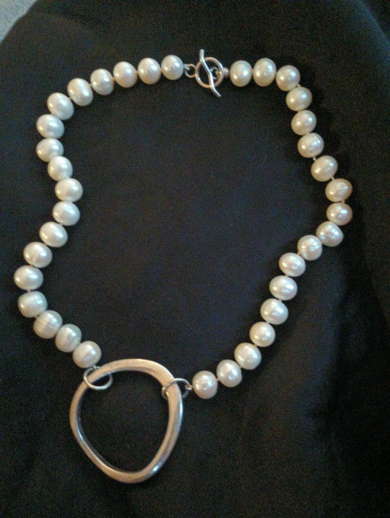 Pearl Necklace Set In Silver 