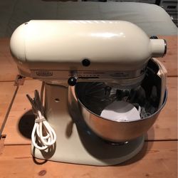 KitchenAid Stand Mixer Model K45SS