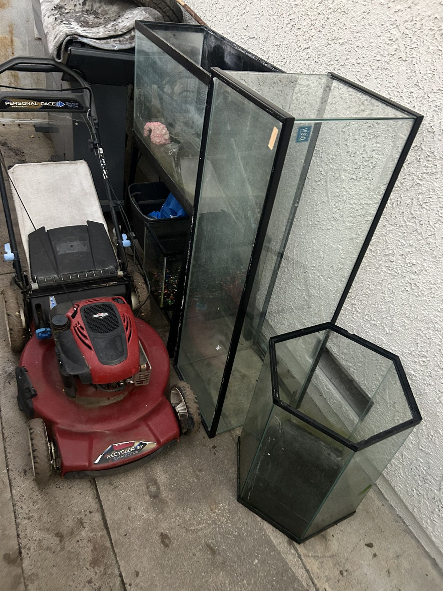 4 Fish Tank For Sale