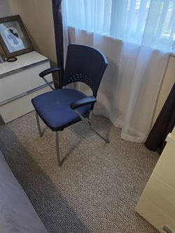 Blue Office Guest Chair with Arms