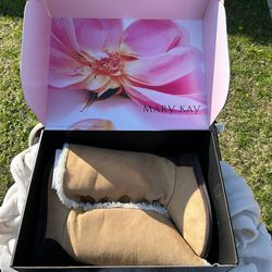 Torrid Fur Boots Ready For Purchase.  Never Used!