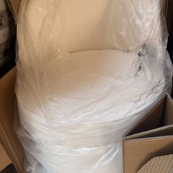 White Spinning Chair With Cubby 