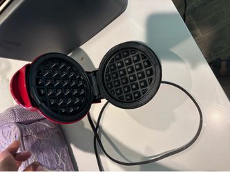 Waffle maker