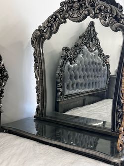 Bedroom set
