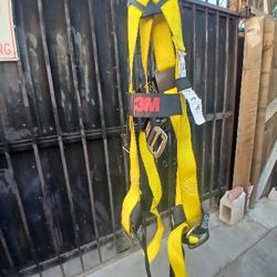 3M Fall Prevention Harness 