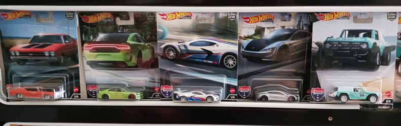 Hot Wheels Premium 