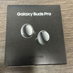 iPhones/Samsung/tablets/laptops/bluetooths